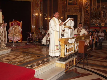 G4 Fr J Gauci singing Anima Christi