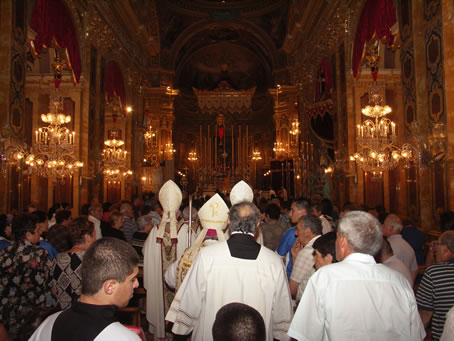 A7 Bishop moves up the  nave