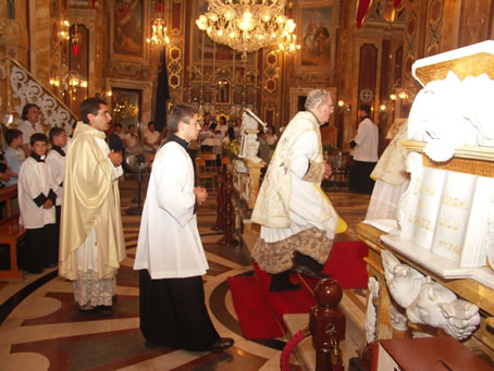 A3 Main Celebrant moves to High Altar