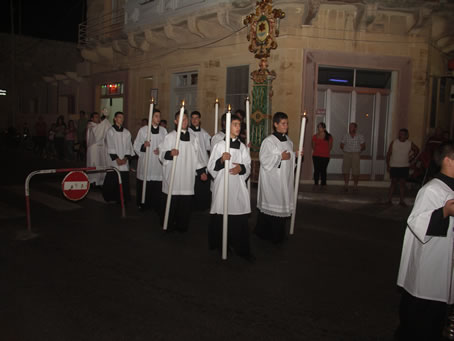 E3 Procession with the Blessed Sacrament