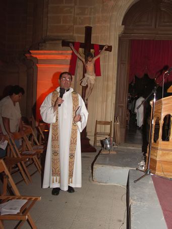 I1 Archpriest thanking the Congregation