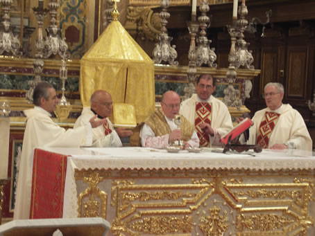 D4 Consecration of the wine