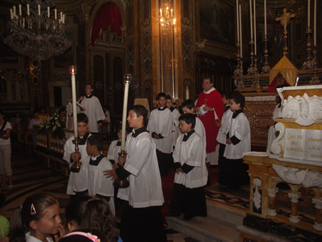 G5 Leaving the High Altar