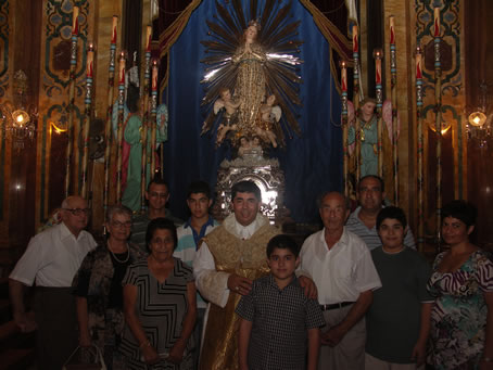 F8 Fr Michael with parents and relatives