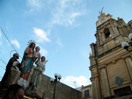 A2 Start of procession