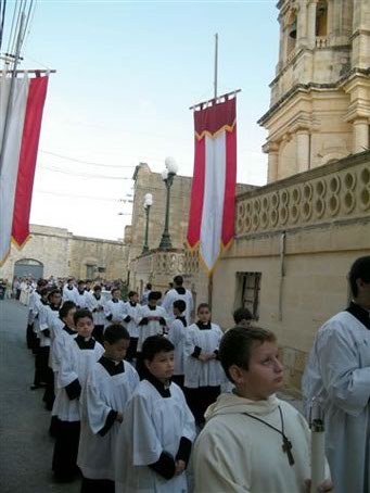 A5 Altar boys in procession