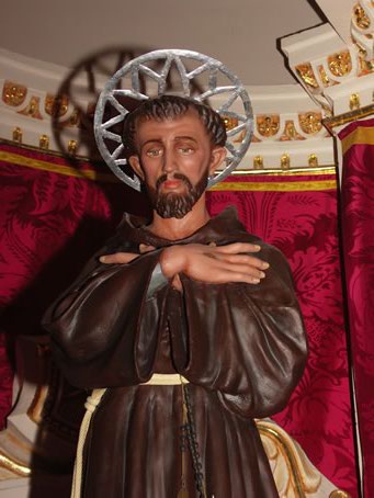 E7 Statue St Francis of Assisi