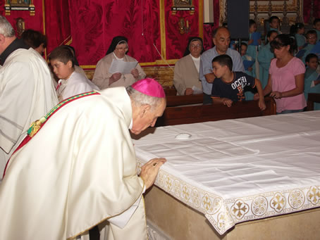 A5 H.E. Archbishop Mercieca