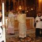 J5 Archpriest hands The Blessed Sacrament to Deacon