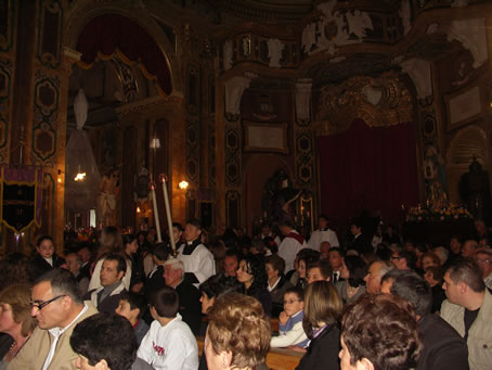 D7 Crucifix carried in procession