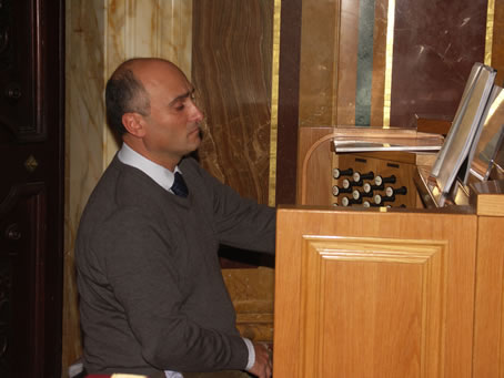 A4 Organist Mr Ronald Camilleri accompanies the Choir