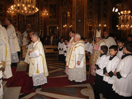 B1 Arriving at the High Altar