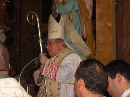 D1 Bishop Cauchi delivering the sermon