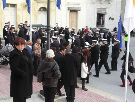 D2 S Marija Band stops in Pjazza S Pawl