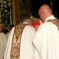 178 Priest kissing Fr Caruana's hands