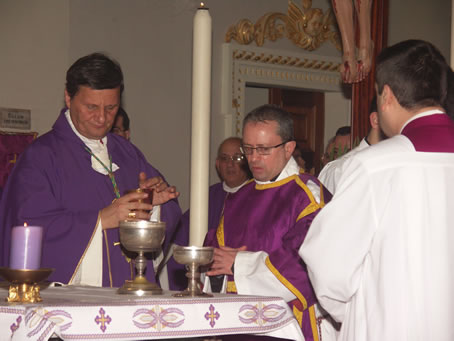 H6 Holy Communion