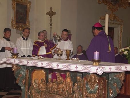 F5 Deacon incensing the Celebrant Bishop Mario Grech