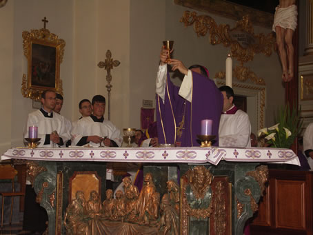 F1 Offertory of the Chalice