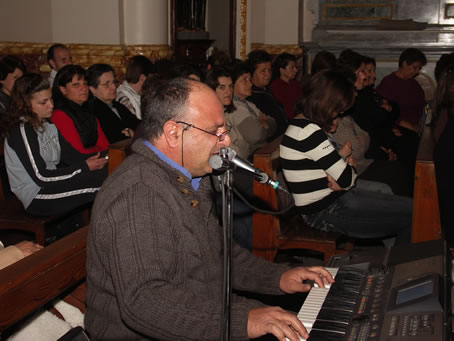 B3 Singer and composer Mario Caruana