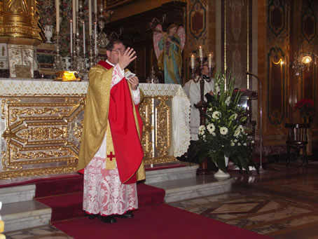 072 Benediction at end of Mass