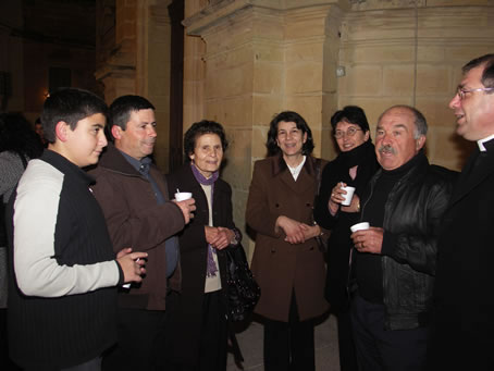 085 Agape on Basilica Parvis