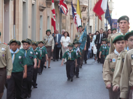 025 Cortege marching up Triq it-Tigrija