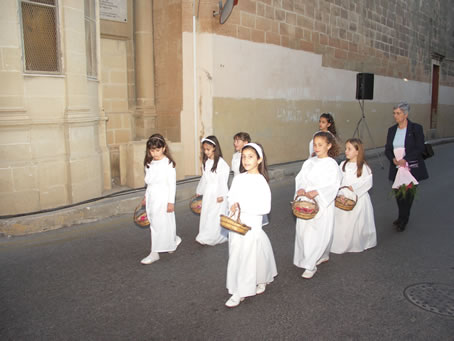 052 Girls recipients of First Holy Communion this year