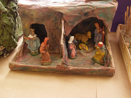 49 Papier mache