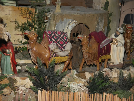 20 Magi on the way to the Manger