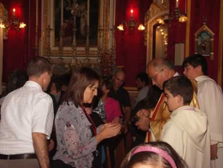 53 Holy Communion