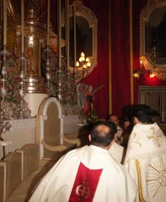 73 Exposition of the Holy Eucharist