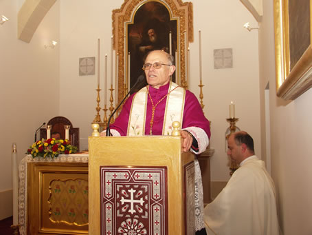 B4 Mgr Lawrence Sciberras delivering the homily