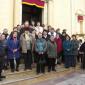 E2 Fontana Pilgrims outside the Church