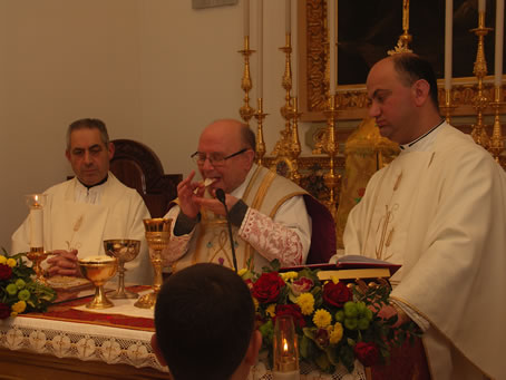 E7 Holy Communion