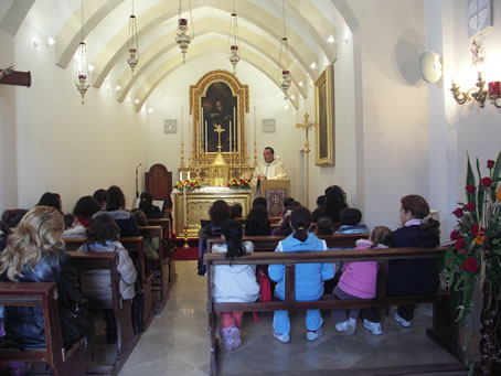 B5 Fr Charles Sultana delivering the sermon