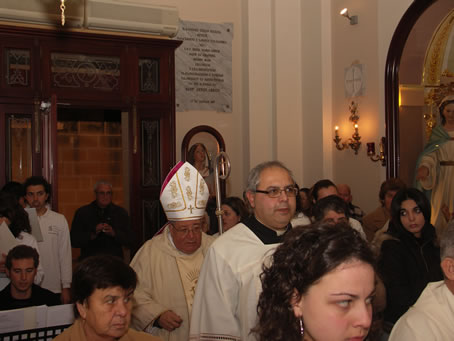 A6 Bishop Cauchi entering the Church