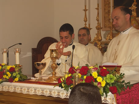 F5 Holy Communion