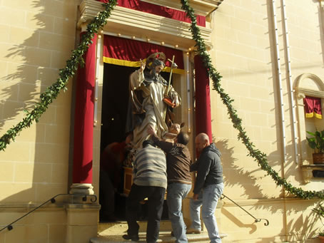 B1 Statue moved out of Church