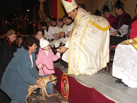 A3 Young girl with both hands now engaged