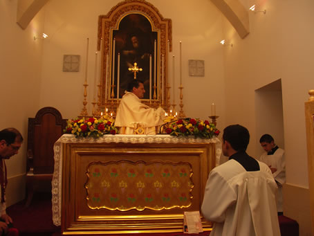 D9 Benediction with the Holy Eucharist