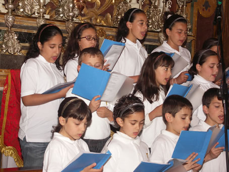 08 Nazzarenu Choir Santa Klara