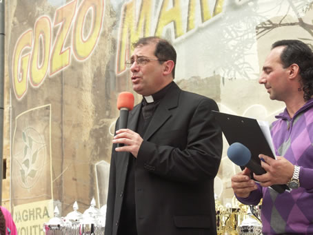 E6 Archpriest Mgr Carmelo Refalo