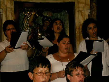 091 Singing during Holy Communion