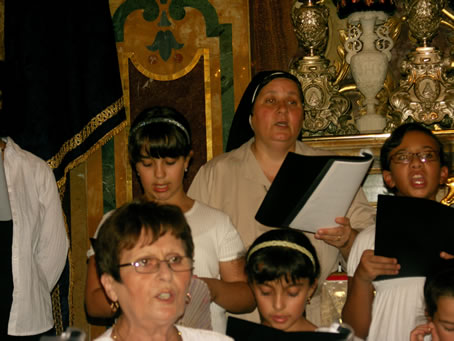 090 Singing during Holy Communion