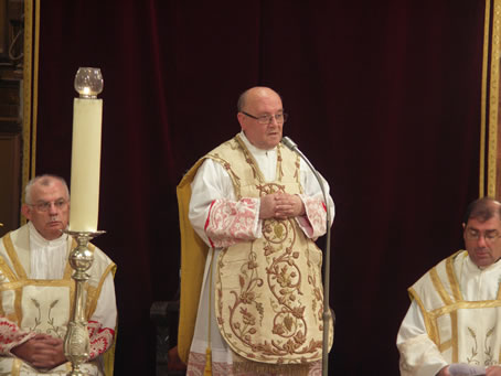 017 - Mgr Gauci delivering the Homily