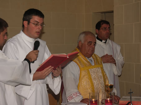 25 Deacon Simon Cachia reading from the Gospel