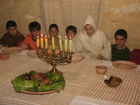 A7 Roasted lamb on the table