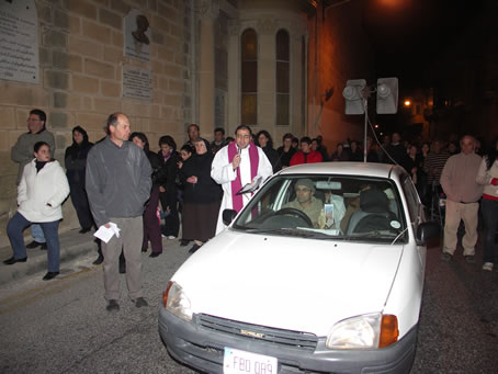 F3 Meditating Via Crucis and Rosary