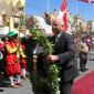 176 Deputy Speaker lays wreath ino House of Representatives