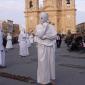 117 Carrying chains in fulfilment of vows